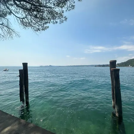 Apartment Wisteria House Toscolano Maderno