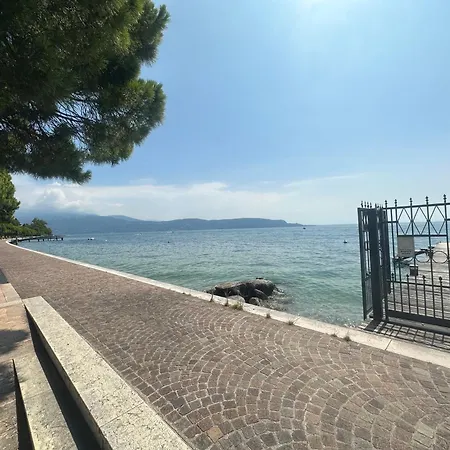Wisteria House * Toscolano Maderno