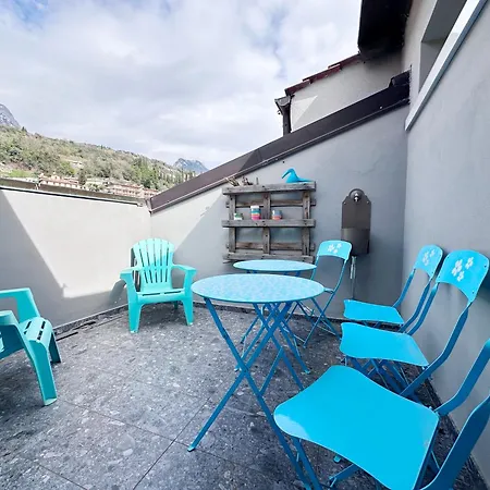 Wisteria House Apartment Toscolano Maderno