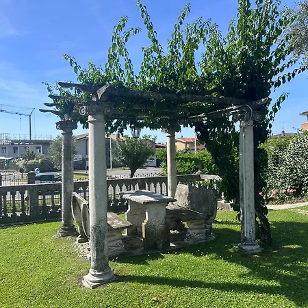 Lägenhet Wisteria House *