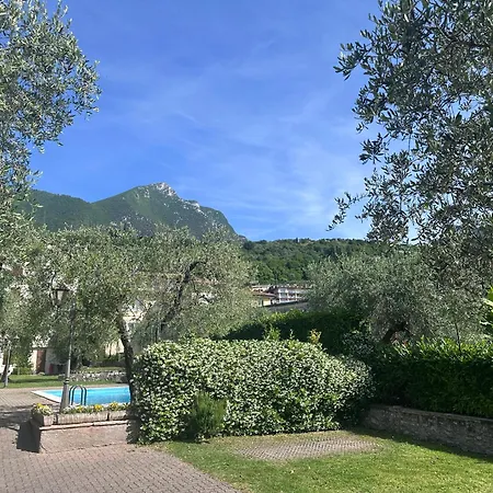 Wisteria House * Toscolano Maderno