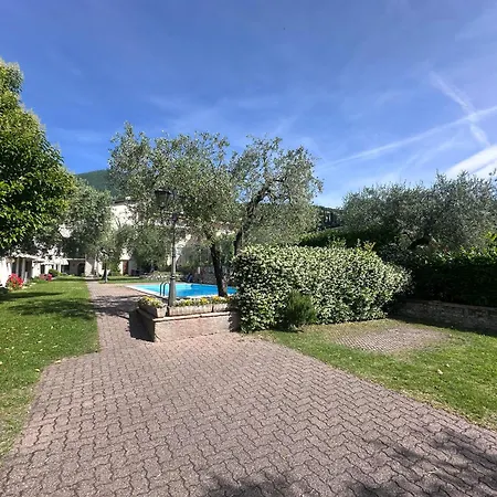 Wisteria House * Toscolano Maderno