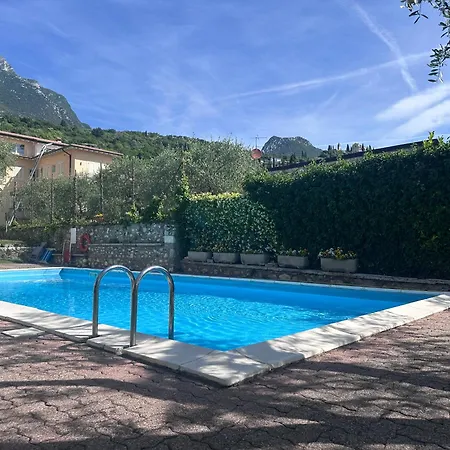 Wisteria House Toscolano Maderno